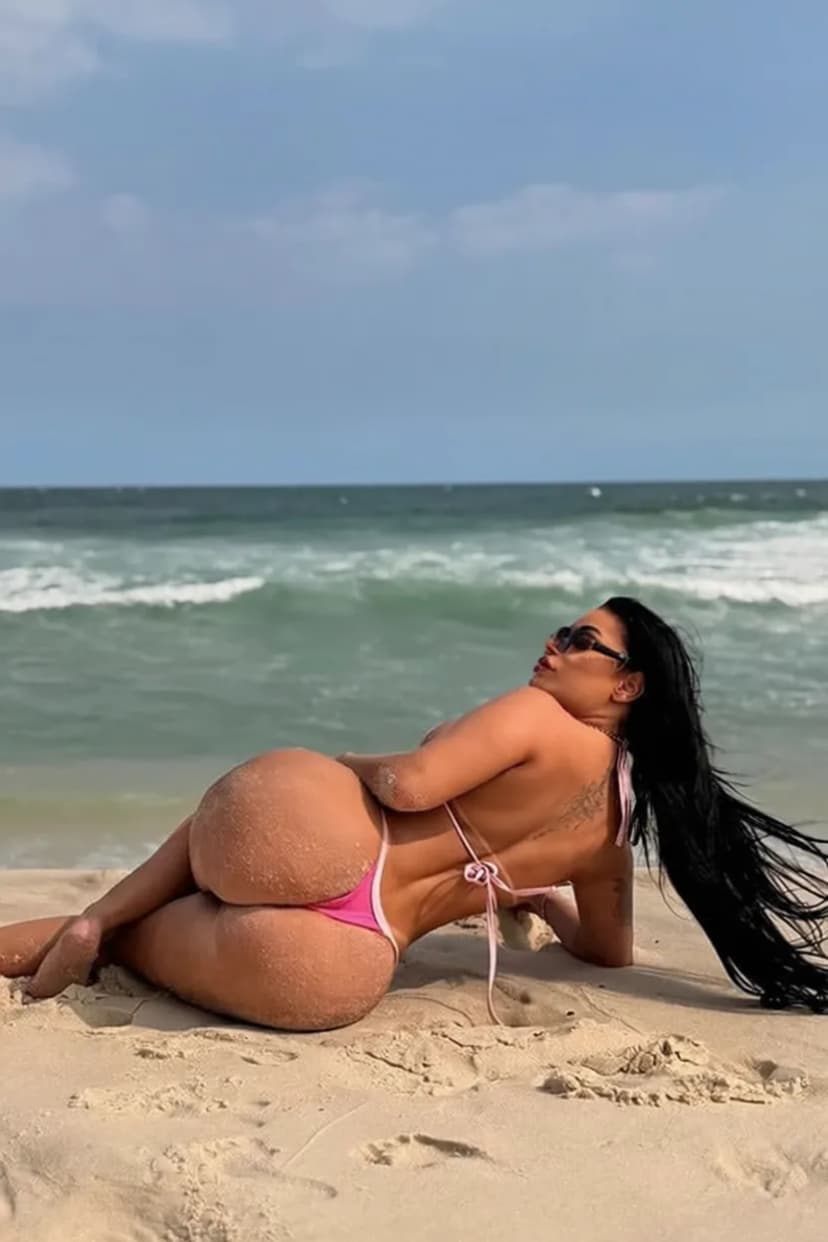 Júlia Hoffman